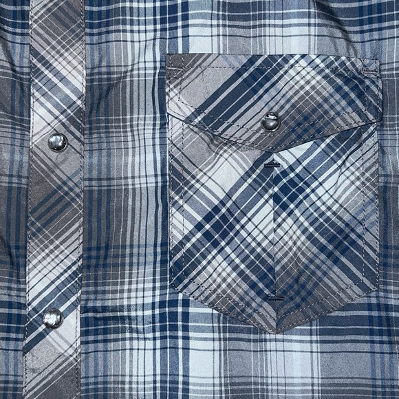 Kuhl Pearl Snap Shirt Mens Medium Blue Eluxur Plaid Short Sleeve Outdoor Casual - Picture 7 of 10